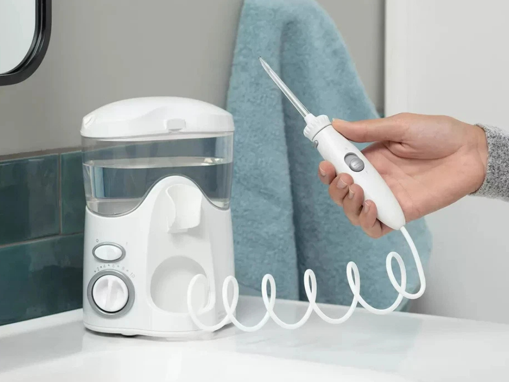 Waterpik Ultra & Cordless Plus Water Flosser Pack + 10 Tips