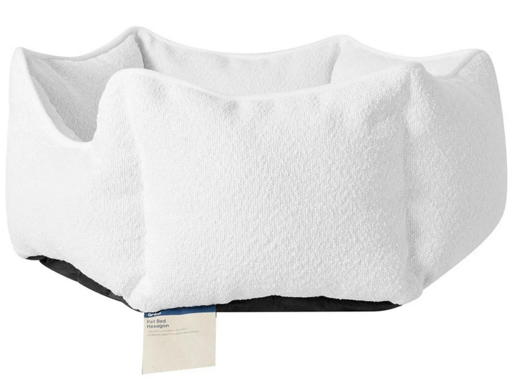 Pet Hexagon Lounge – Cozy Calming Bed for Dogs & Cats