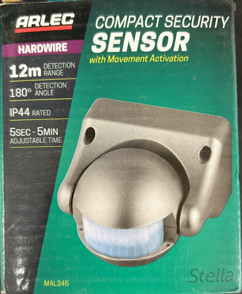 Arlec Compact Security Sensor Light with Movement Activation Outdoor 12m Range