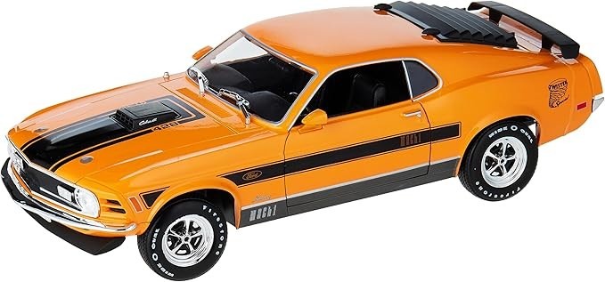 Maisto 1:18 Diecast Cars 1970 Ford Mustang Mach 1 Die Cast Vehicle Toy Display