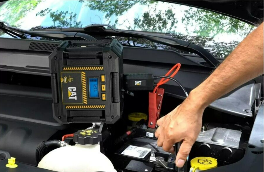 CAT 4 In 1 Portable Jump Starter Lithium Air Compressor Power Station 1750 Amp