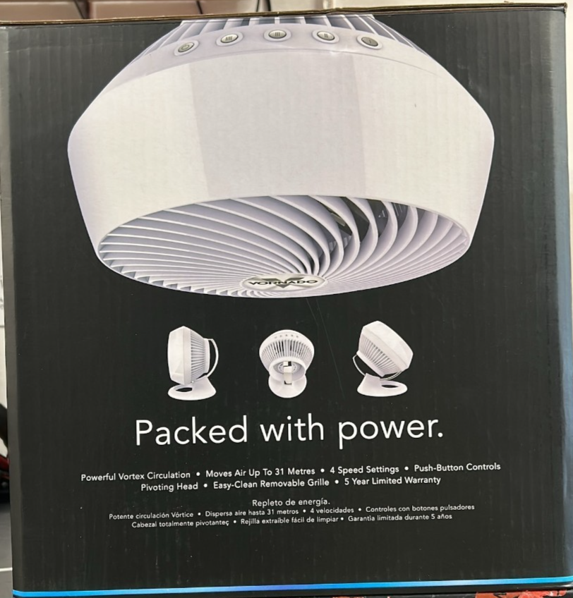 Vornado Floor Fan  Air Circulator 660 Whole Room Comfort Comfortable Gloss White