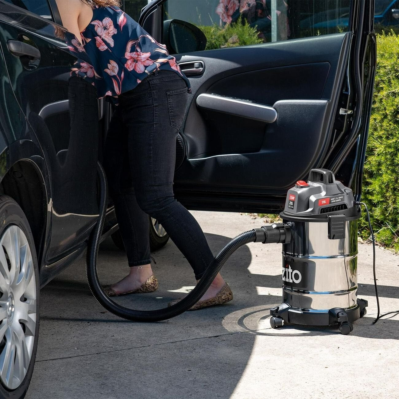 Ozito Vacuum Wet And Dry 20L Cleaner Corded Floor Carpet Car Portable Vac 1250W