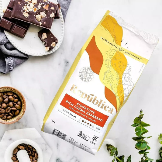 Republica Signature Coffee Beans Rich Crema Espresso Dark Chocolate Caramel 1kg