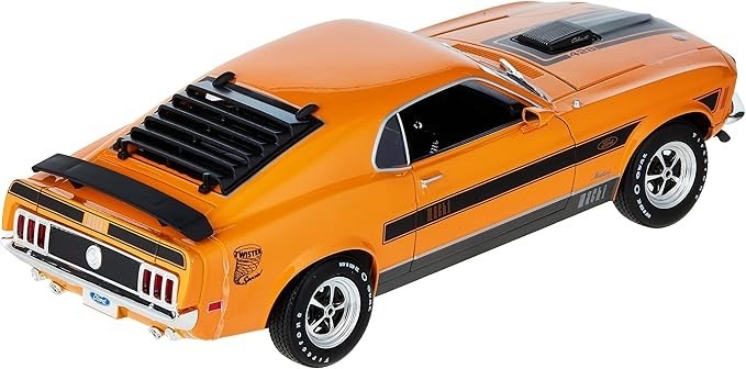 Maisto 1:18 Diecast Cars 1970 Ford Mustang Mach 1 Die Cast Vehicle Toy Display