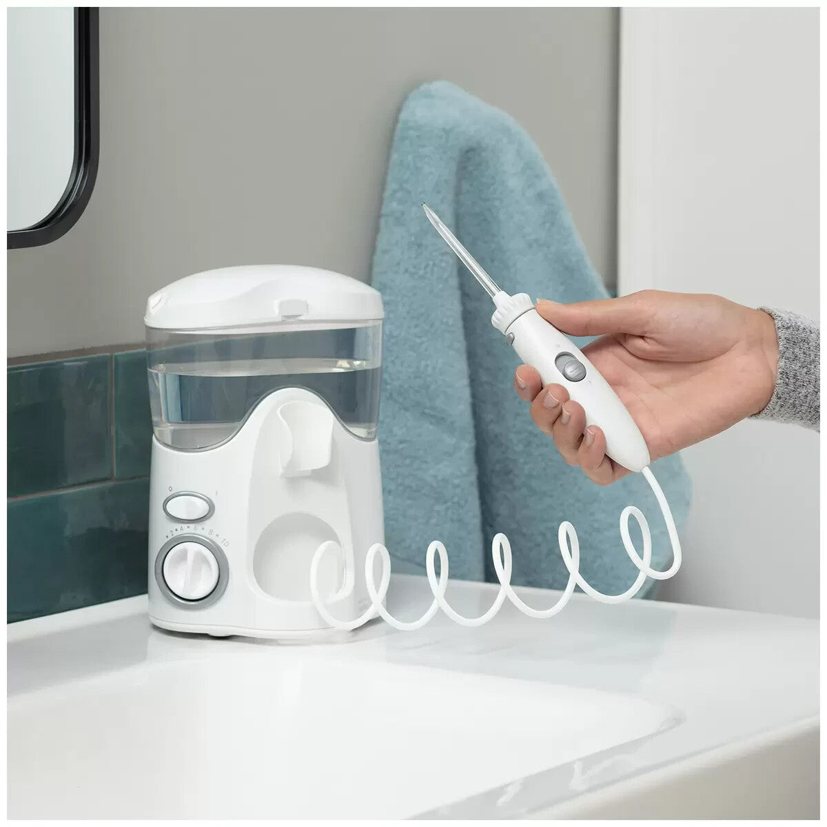 Waterpik Water Flosser Ultra + Cordless Plus Waterflosser Pack +10 Accessory Tip