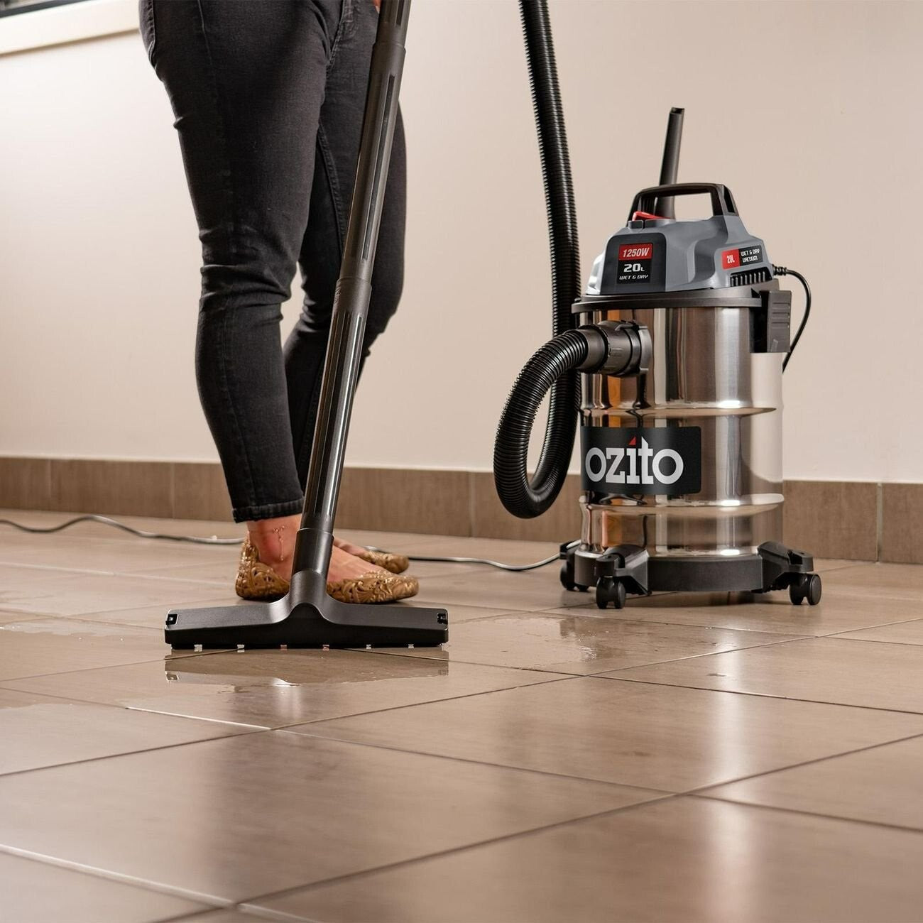 Ozito Vacuum Wet And Dry 20L Cleaner Corded Floor Carpet Car Portable Vac 1250W