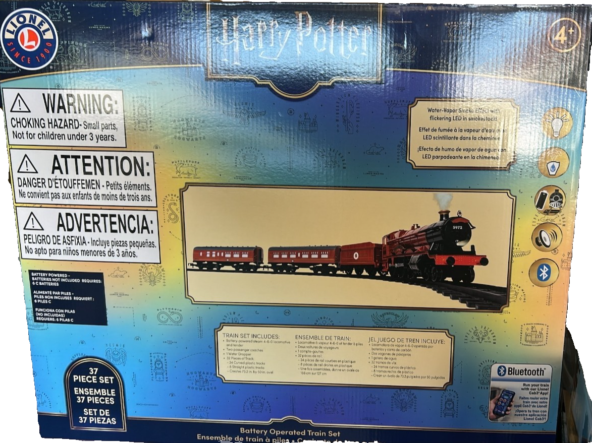 Lionel Hogwarts Express Train Set Harry Potter Battery Bluetooth Steam Effect
