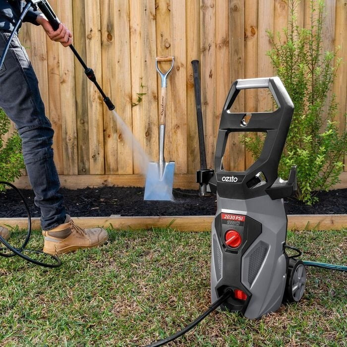 Ozito Pressure Washer Cleaner 1800W Electric Water Adjustable Spray 2030PSI