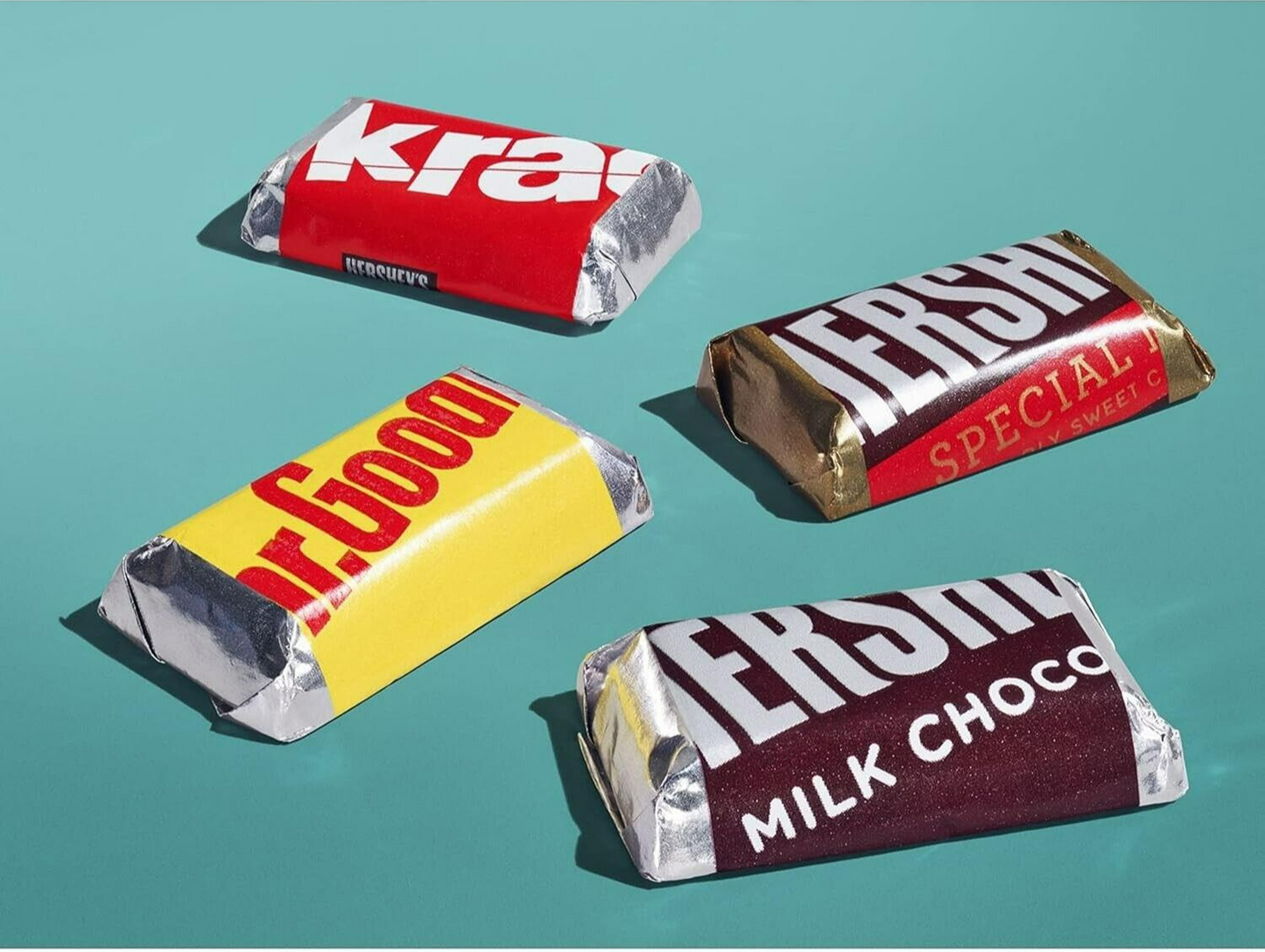 Hershey's Miniatures Assortment Milk Chocolate Candy Delicious Bulk Pack 1.58kg