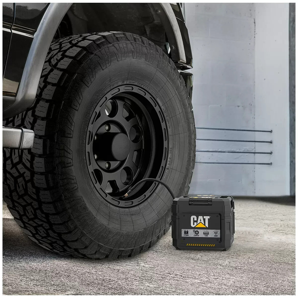 CAT 4 In 1 Portable Jump Starter Lithium Air Compressor Power Station 1750 Amp