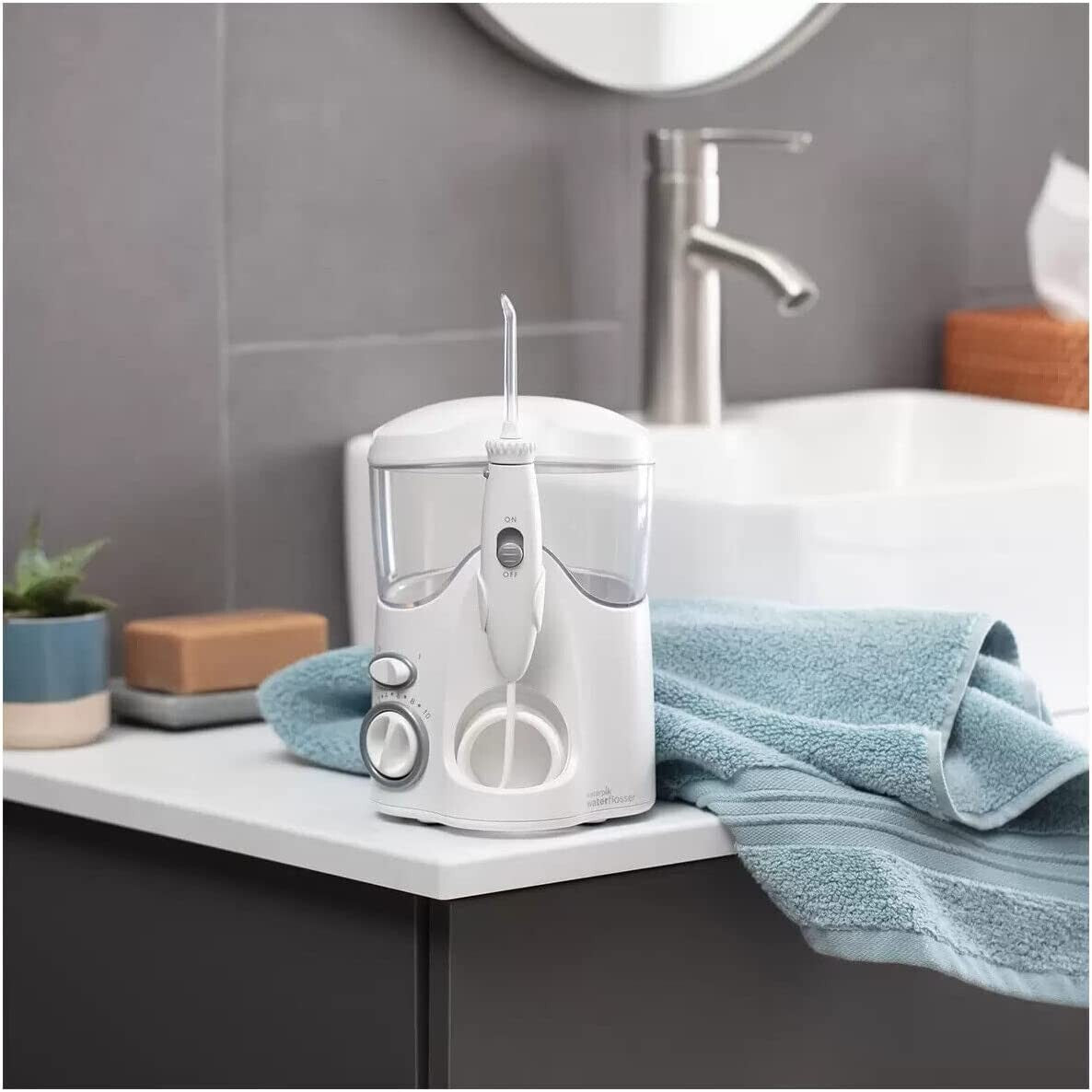Waterpik Water Flosser Ultra + Cordless Plus Waterflosser Pack +10 Accessory Tip