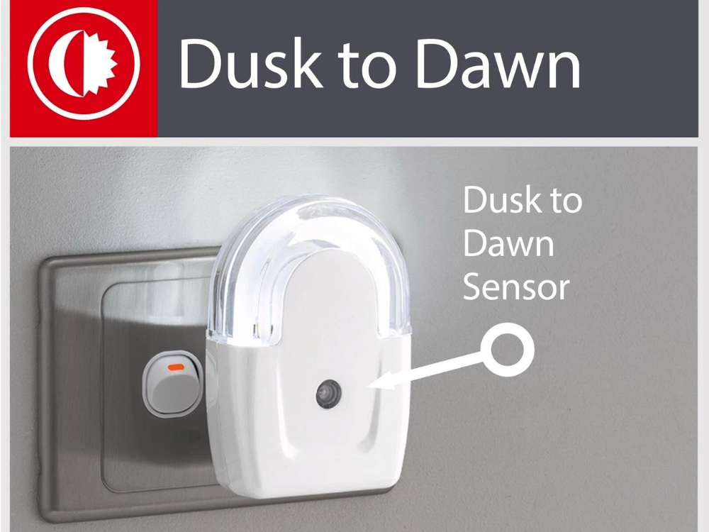 Arlec 240V Auto Sensor LED Night Light – Dusk to Dawn, White