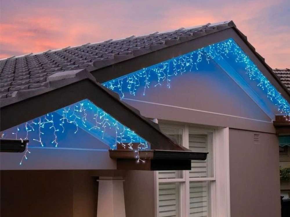 Lytworx 1200 Blue LED Icicle String Lights – Xmas Decor