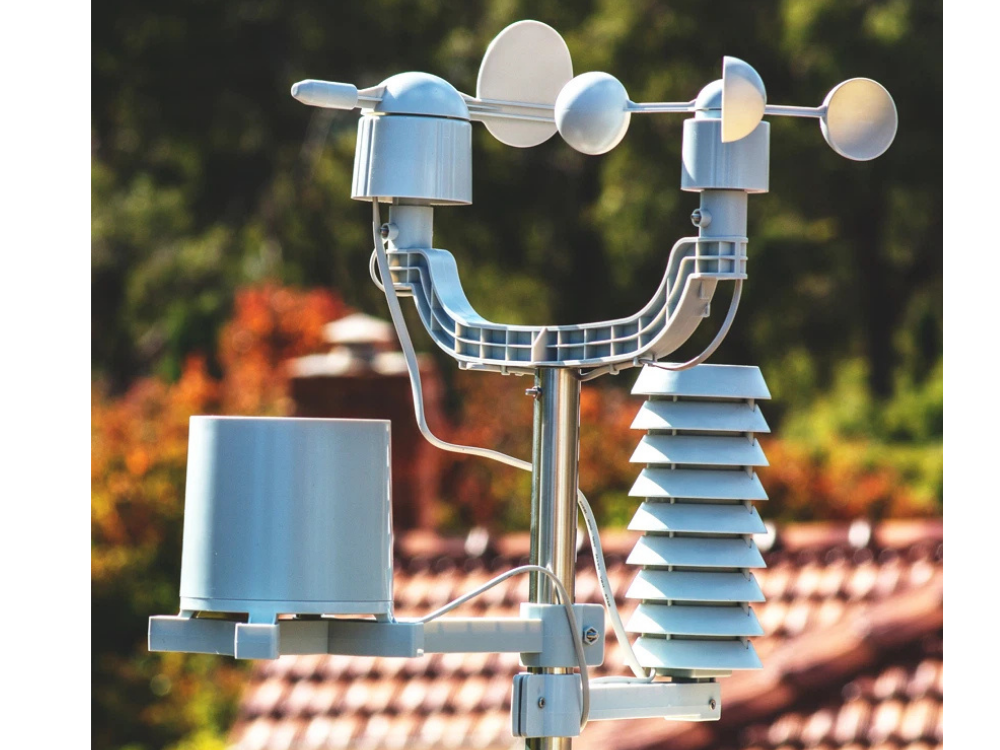 Holman Digital Weather Station – Indoor/Outdoor WiFi LCD Display