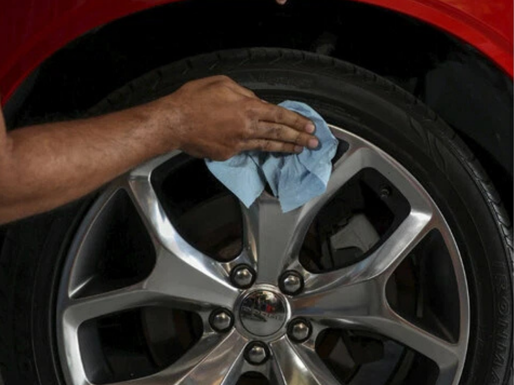 Scott Shop Towels – Multi-Purpose Cleaning Wipes Roll