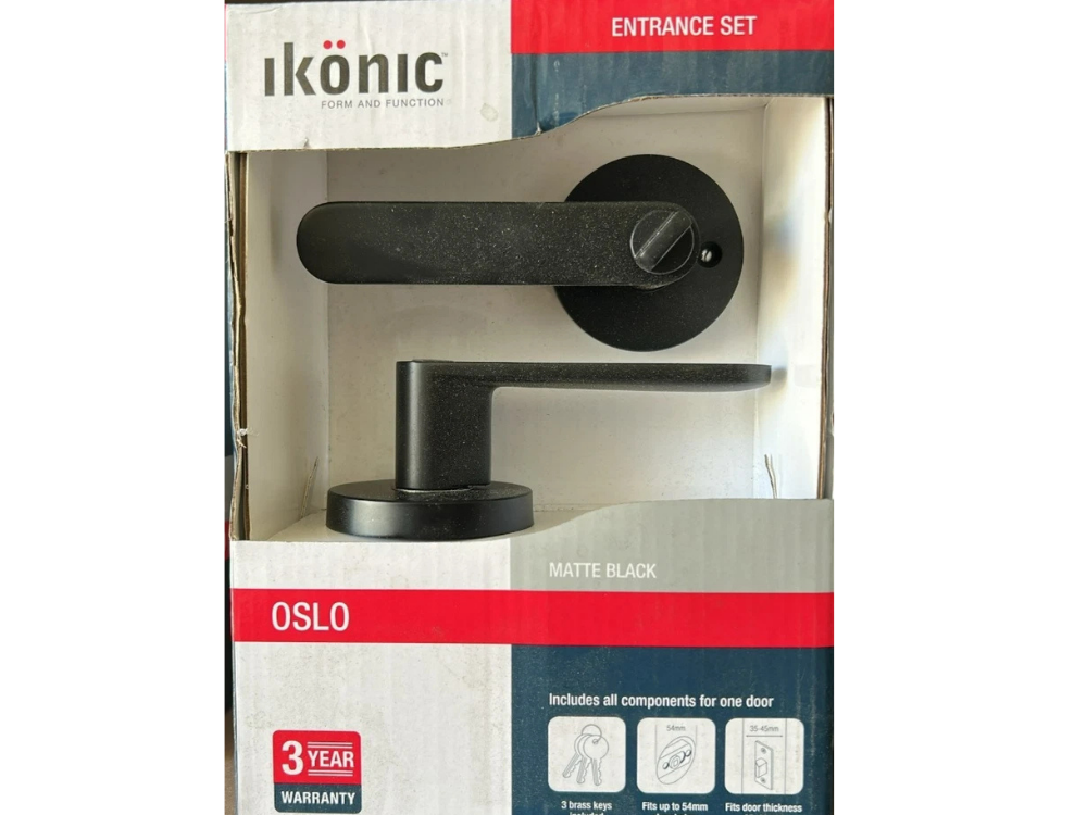 Ikonic Oslo Matte Black Entrance Lever Set