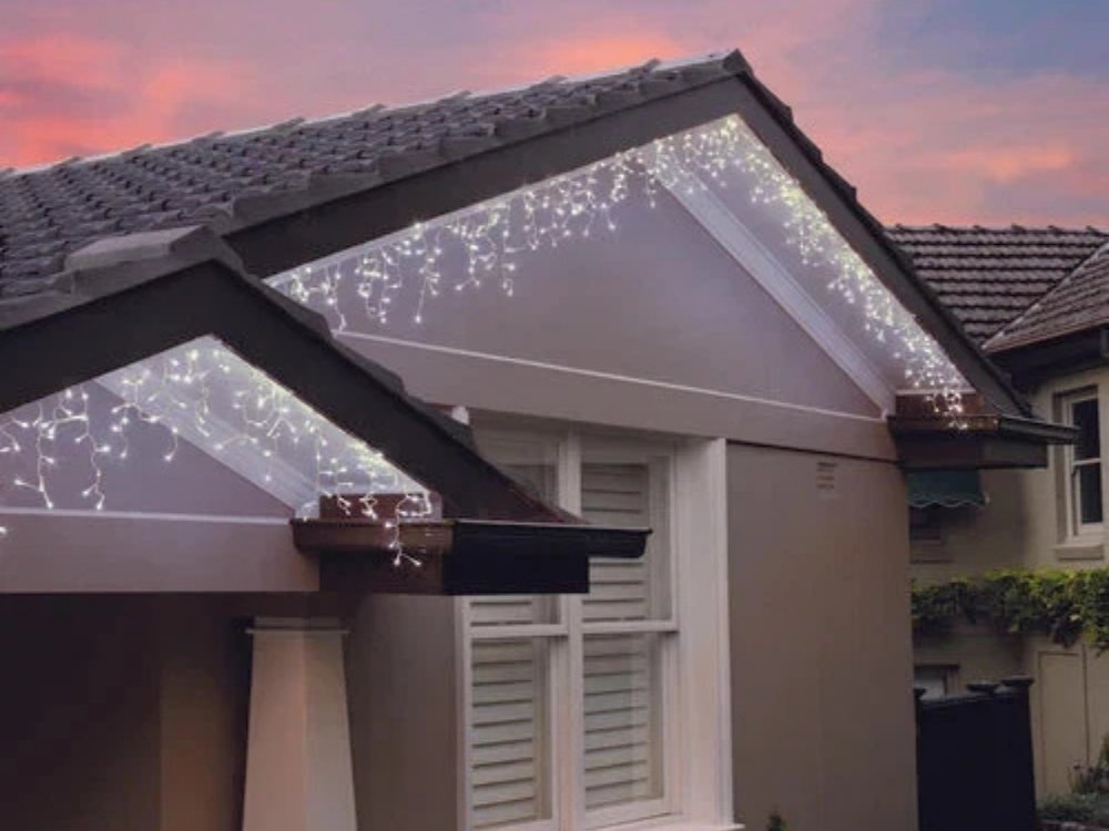 White LED Icicle Lights 1200 – Lytworx Xmas String Lights