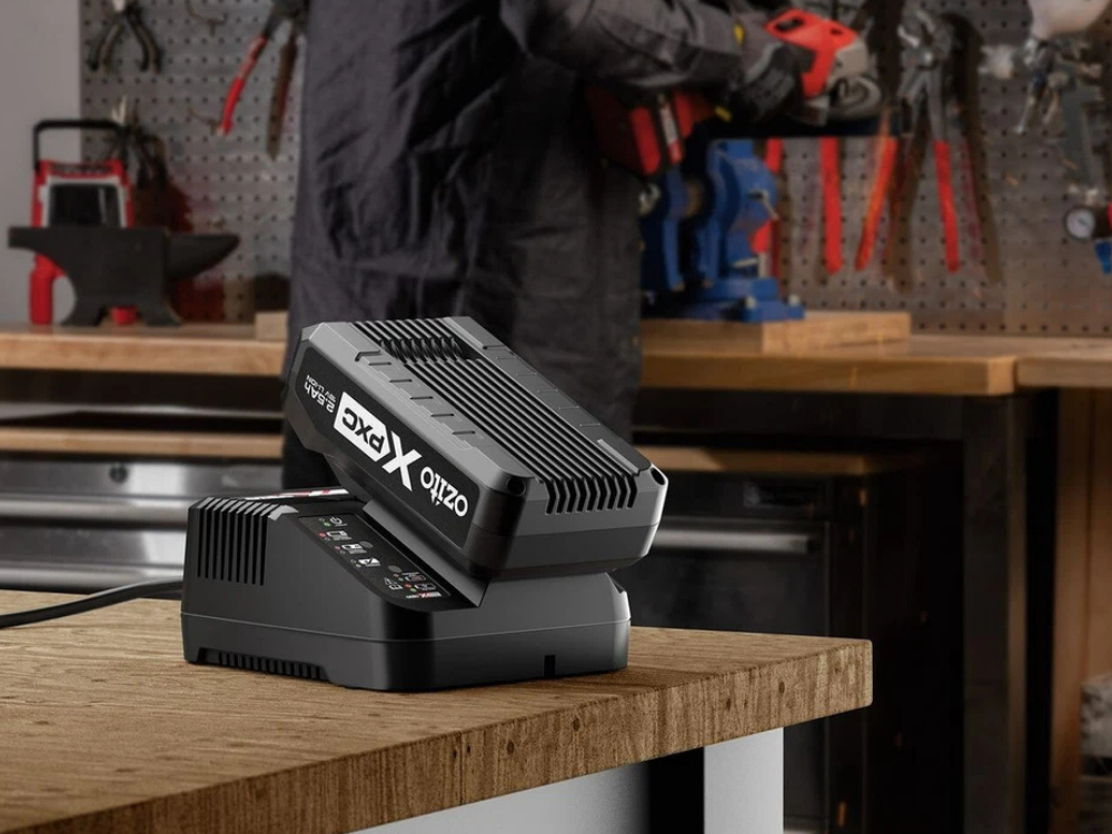 Ozito 18V 2.5Ah Battery & Fast Charger Pack – PXBC-25B