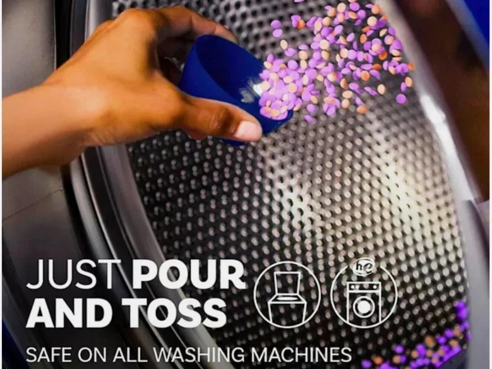 Downy Ultimate Fusions Scent Booster 680g