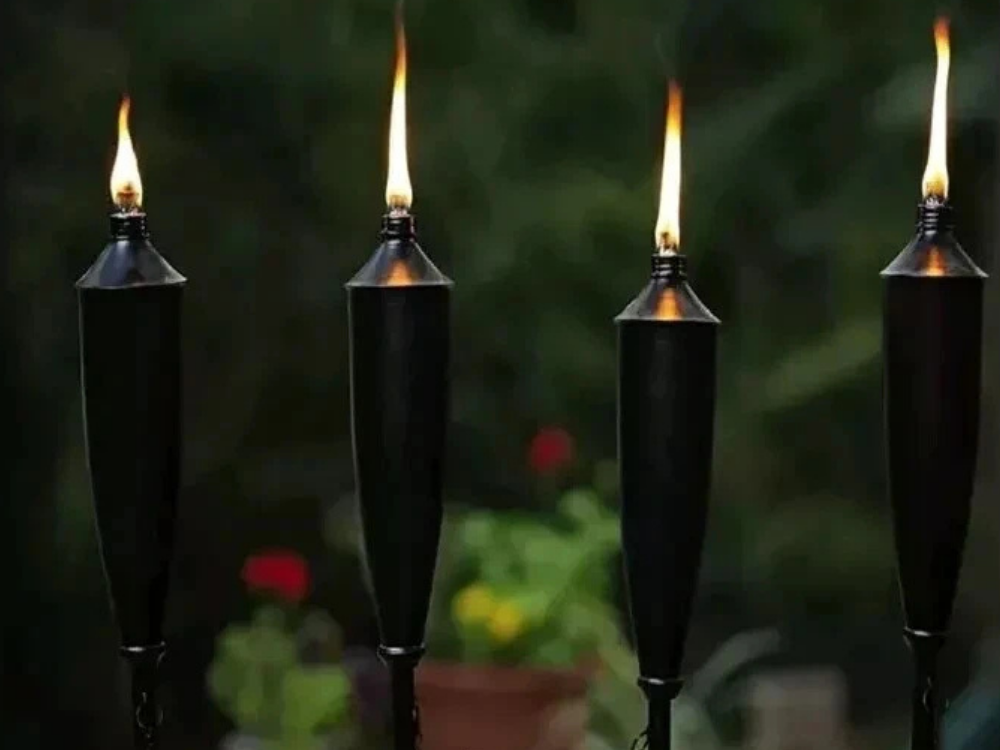 2-Pack Black 180cm Garden Torch Citronella Oil Lanterns with Snuffer