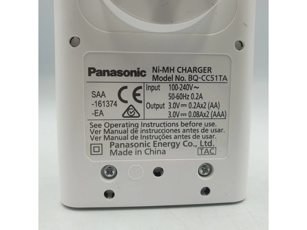 Panasonic Eneloop Charger Kit – 4x AA 2000mAh, 90–180min Charge