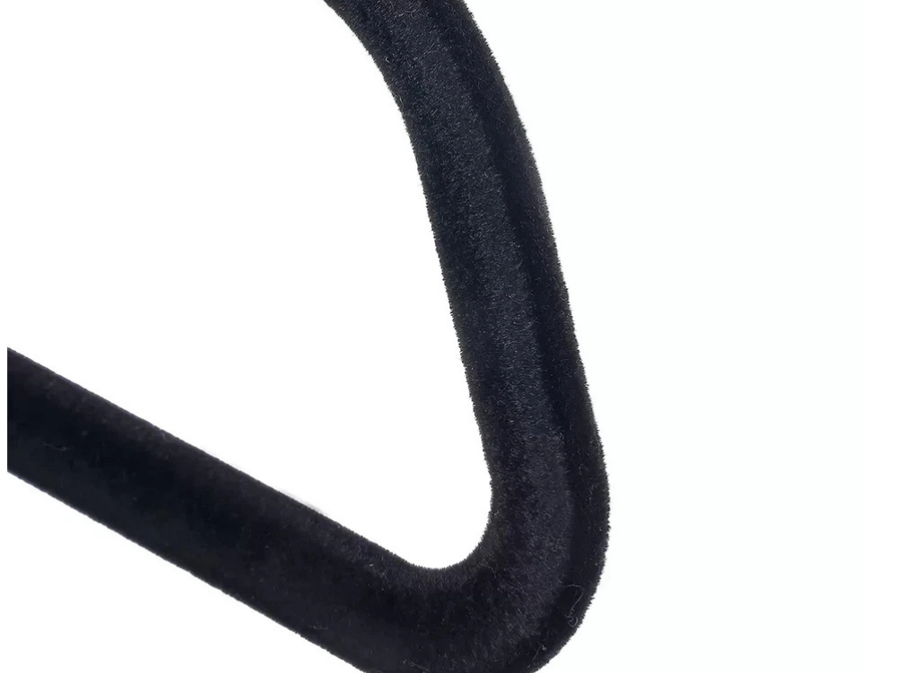 50x Black Velvet Hangers by Neatfreak – Ultra Thin, Non-Slip