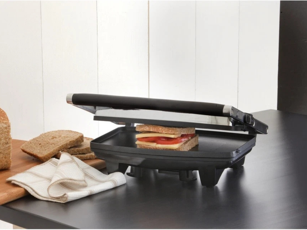 2-Slice Non-Stick Sandwich Maker & Grill