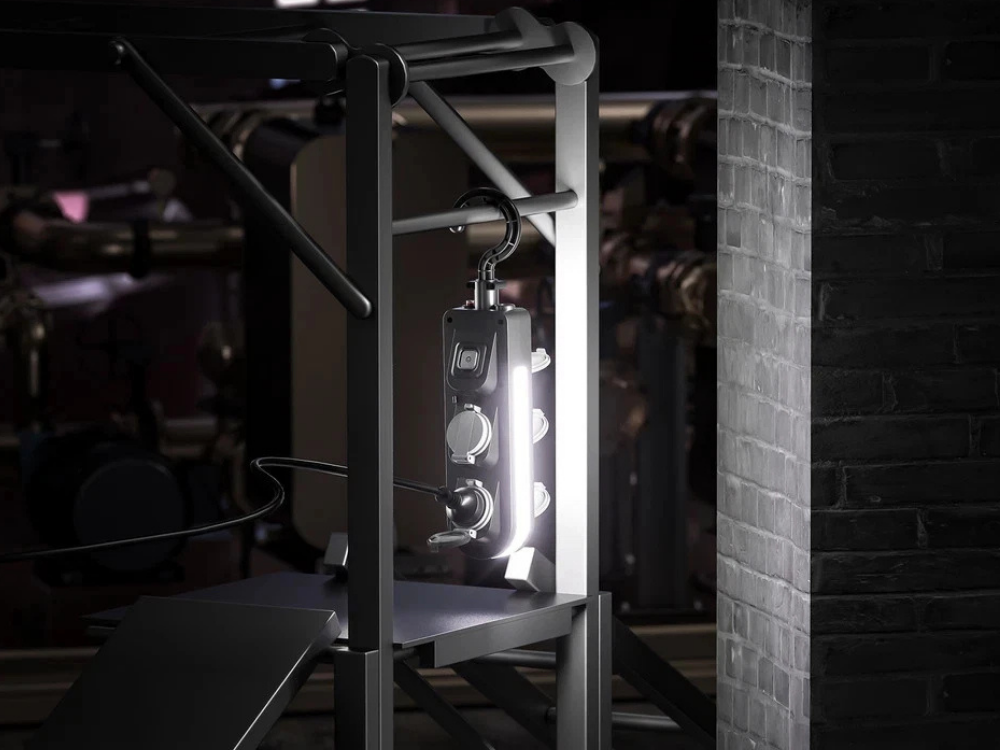 Outdoor 5-Outlet Powerboard with Sensor, IP55 Rated