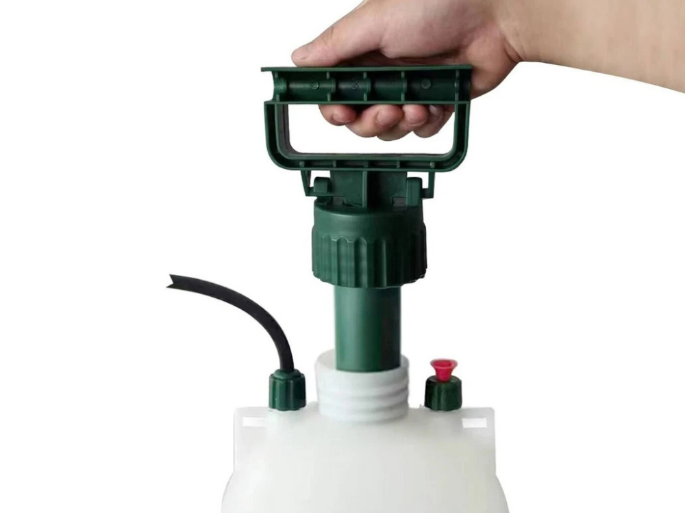 Garden Basics High Pressure Sprayer – 5L Chemical Pump Kit