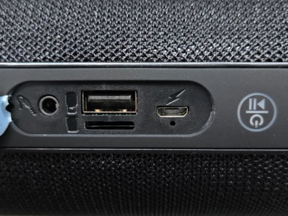 Laser Portable Bluetooth Pill Speaker – USB, AUX, FM Radio, Outdoor Audio