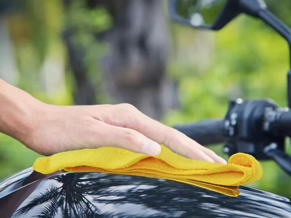 Kirkland 36 Pack Microfiber Towels – Plush Car Wash & Glass Cloths